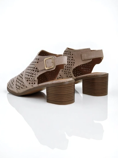 Royalfashion Damen Sandaletten mit niedrigem Blockabsatz durchbrochen Elira