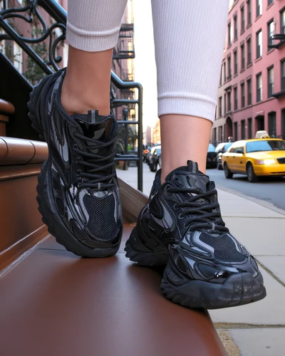 Royalfashion Damen Lack-Sneaker Leysi