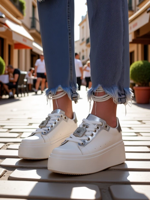 Royalfashion Жіночі спортивні кросівки Kisoffi