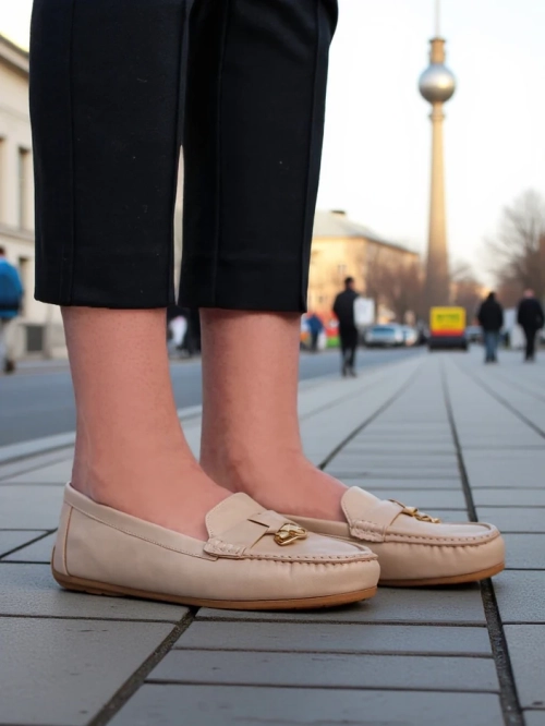 Royalfashion Матова жіноча мокасини Timmone