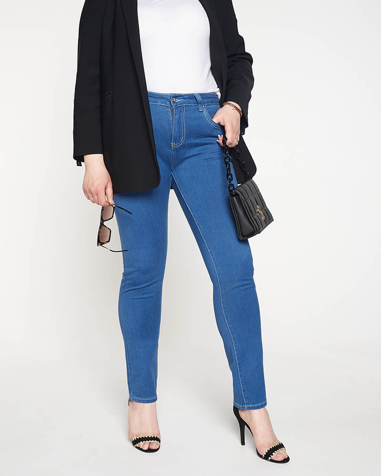 Blaue gerade Damenjeans in PLUS SIZE - Kleidung