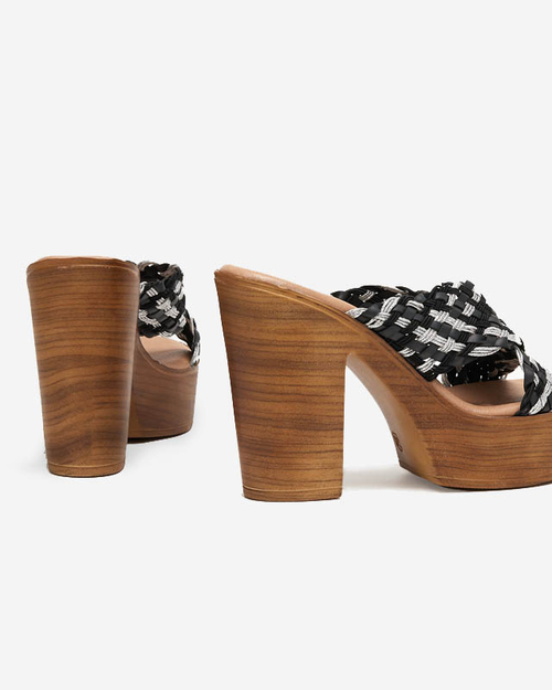 Чорні жіночі шльопанці на високому каблуці Kotinso