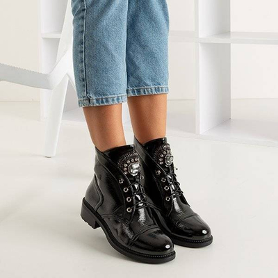 Schwarze Lackstiefel für Damen mit Nissioe-Steinen - Schuhe