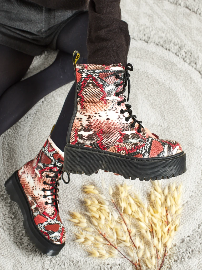 Damen Worker Boots mit Prägung Isadore