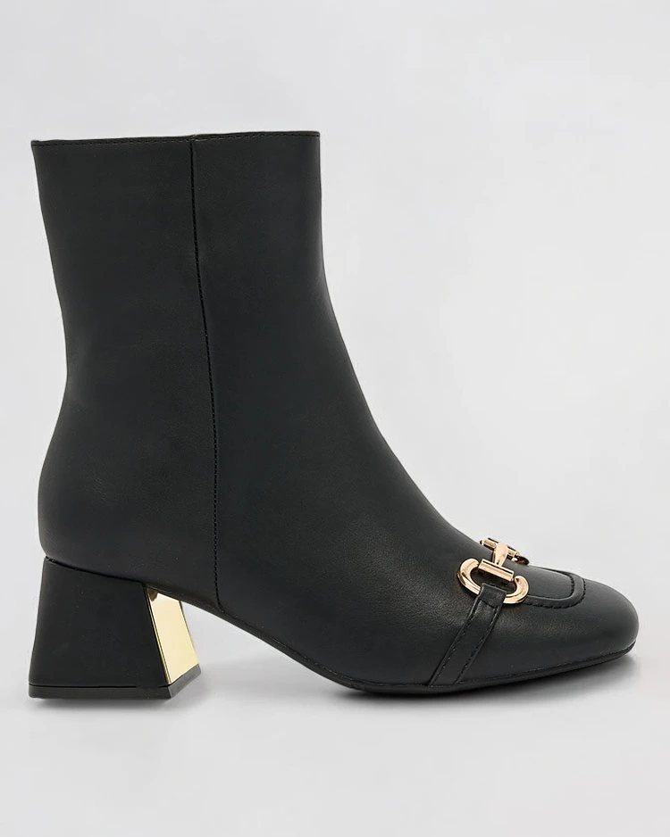 Royalfashion Schwarze Damenstiefel mit niedrigem Schaft Referra