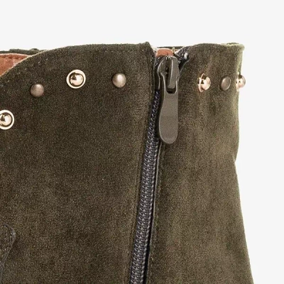 OUTLET Dunkelgrüne Cowboystiefel auf einem Keil Brenna - Schuhe