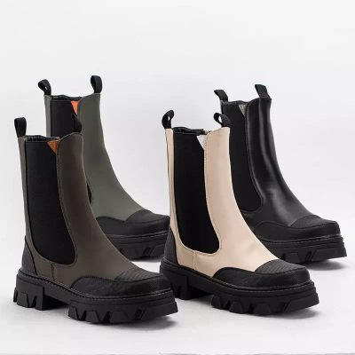 OUTLET Beige Damenstiefel auf massiver Rosidi-Sohle - Schuhe