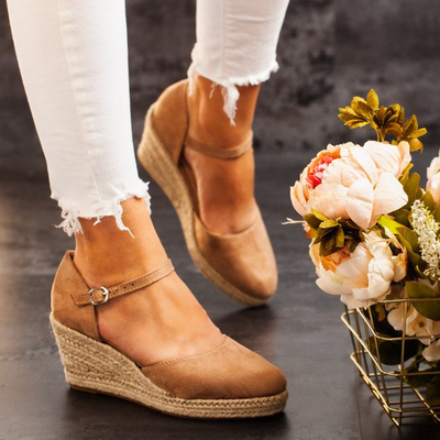 Світло-коричневі еспадрилі на клинах Chia - Взуття 1