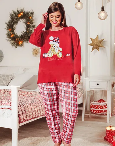Royalfashion Weihnachts Baumwolle Damen Pyjamas mit einem Bären in Übergröße