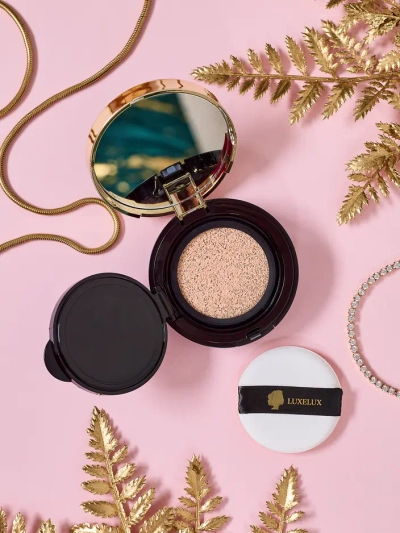 Luxelux gepresstes Puder für das Gesicht in einer kompakten Dose mit Spiegel 15 g