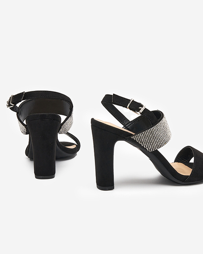 Schwarze Damensandalen auf einem Pfosten mit Maerro Zirkonia - Schuhe