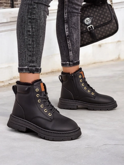 Royalfashion Damen isolierte Trapery-Stiefel Radoras