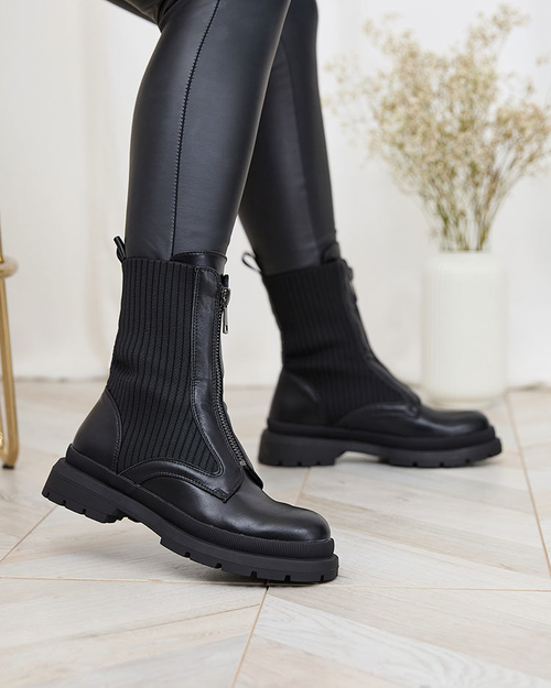 Жіночі черевики Royalfashion на плоскому каблуці чорного кольору Teviuse