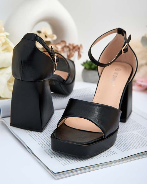 Royalfashion Жіночі босоніжки Linn