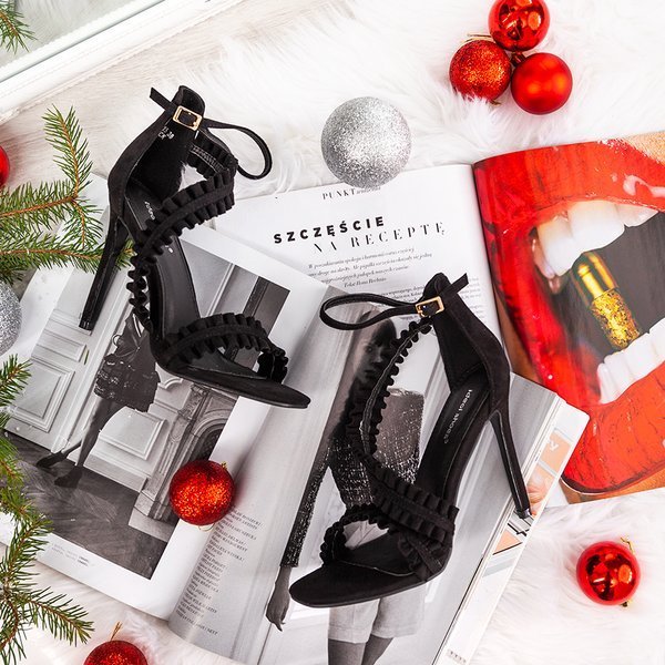 Schwarze Sandalen mit hohen Absätzen und Rüschen Finn - Footwear