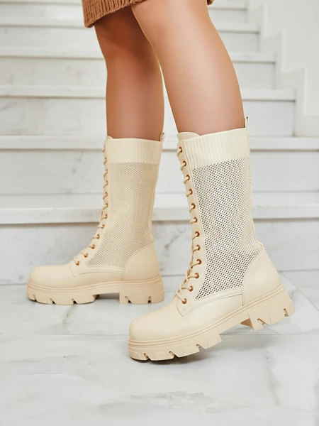 Royalfashion Damen durchbrochene cremefarbene Schnürstiefel Buhomias