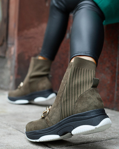 Grüner isolierter Damenstiefel aus Öko-Wildleder Cuzitta- Footwear