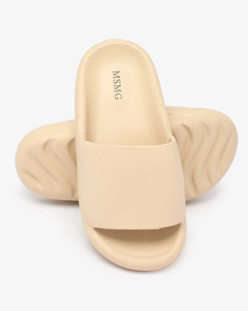 Жіночі шльопанці Royalfashion світло-коричневі Moralno