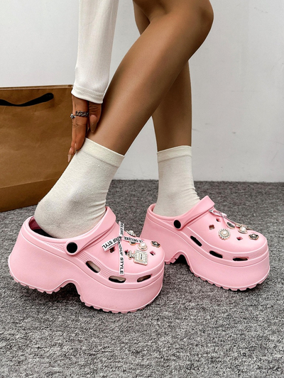 Royalfashion Damen Gummisandalen mit Dekorationen Dellos