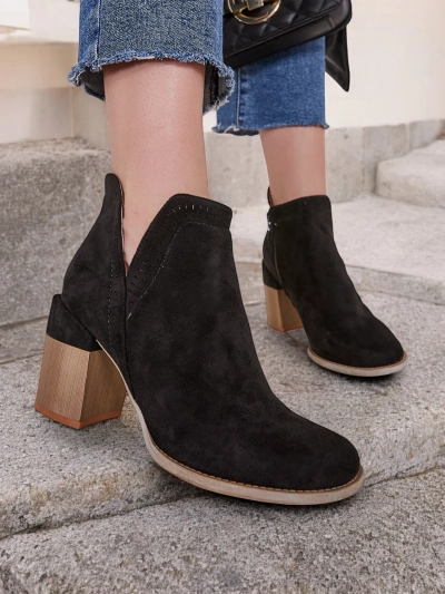 Royalfashion Damen Stiefeletten auf einem Pfosten Vettot