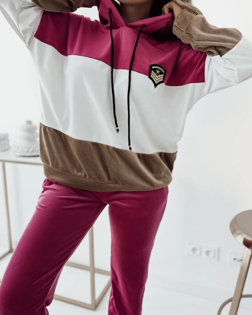 Жіночий смугастий світшот Royalfashion в кольорі фуксія