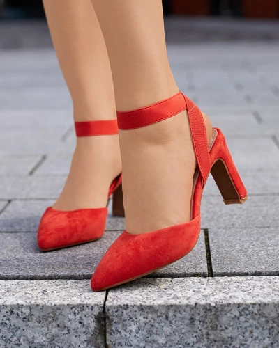 Orangefarbene Sandalen am Pfosten Brosi - Schuhe