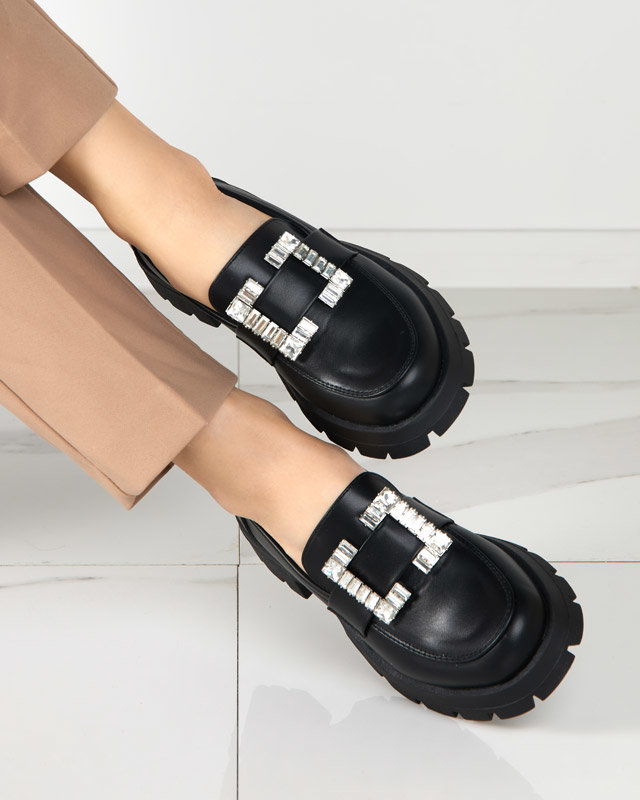 Mattschwarzer Damenschuh mit silberner Vusito-Schnalle - Schuhe