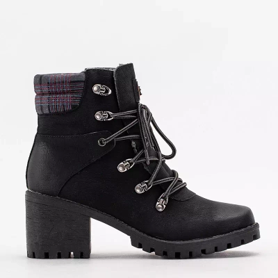 OUTLET Schwarze Damenstiefel auf dem Royaltan-Pfosten - Schuhe