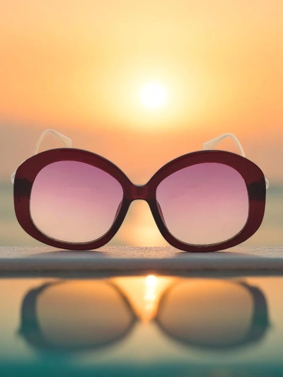 Royalfashion Sonnenbrille mit dekorativen Bügeln Glam Shine