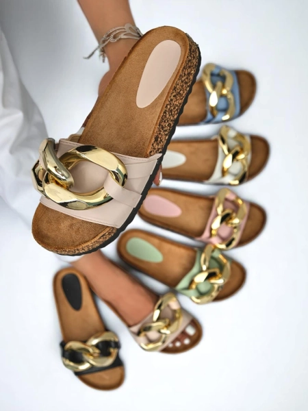 Жіночі шльопанці Coralia Royalfashion ecru на платформі з ланцюжком