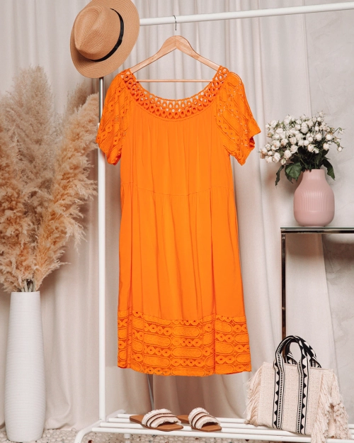 Помаранчева жіноча сукня Royalfashion з мереживними вставками
