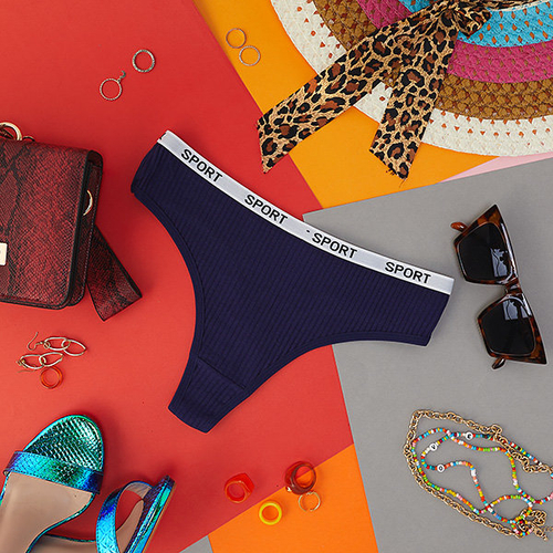 Темно-сині жіночі трусики стринги в рубчик - Нижня білизна