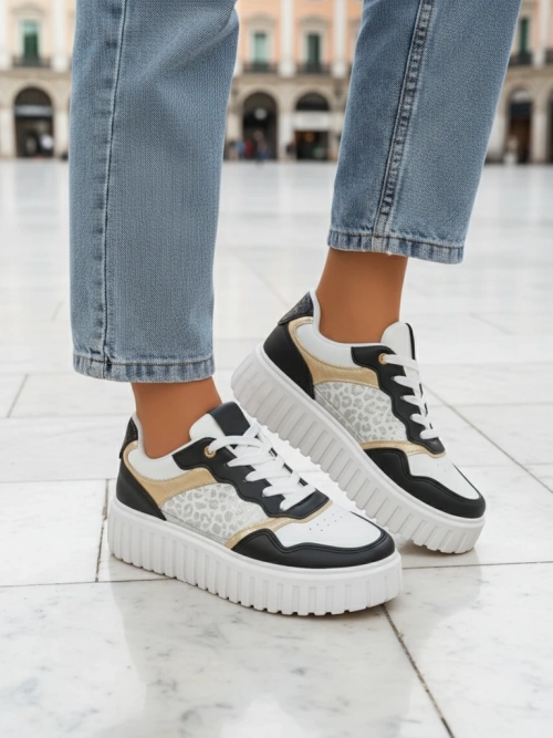 Жіночі снікерси Royalfashion Callista платформа чорні екошкіра розмір 40