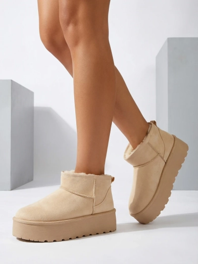 Royalfashion Damen Plateau a'la Schneestiefel Dagodo