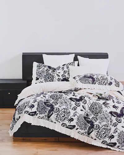 Royalfashion Gemusterte Bettwäsche mit Rüschen 160x200 Set aus 3 TEILEN