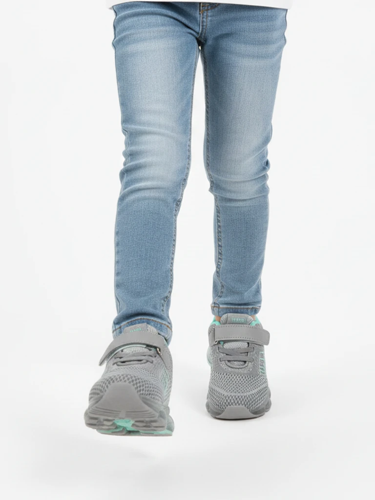 Astra Kinder-Sneakers Grau Synthetik Sportlich für den Sommer