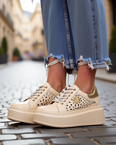 Royalfashion Damen perforierte Sportsneaker Jovixi