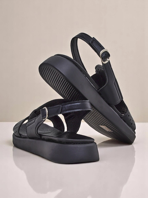 Royalfashion Жіночі сандалі на товстій підошві BreezyStep