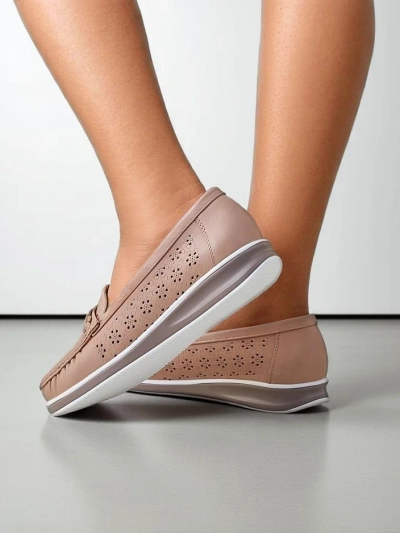 Royalfashion Жіночі перфоровані мокасини Cerro