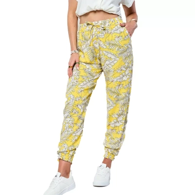 Gelbe Damen Stoffhose a'la alladins mit floralem Muster- Kleidung