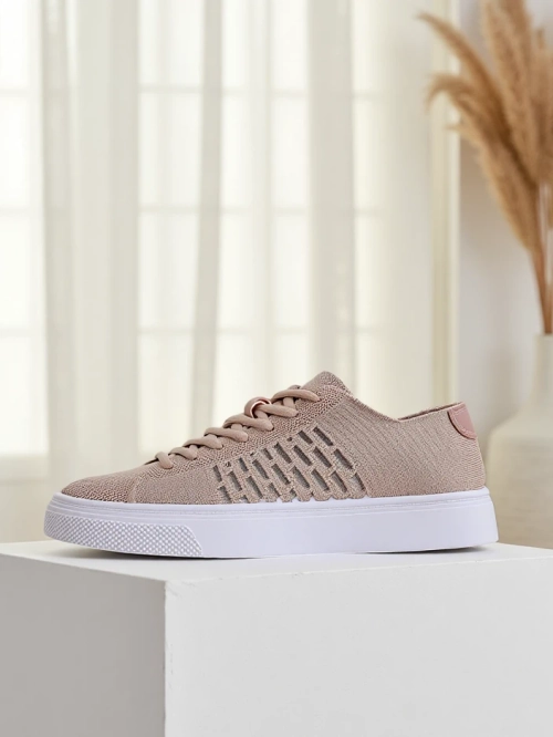 Royalfashion Жіночі спортивні туфлі з тканини Norbiese