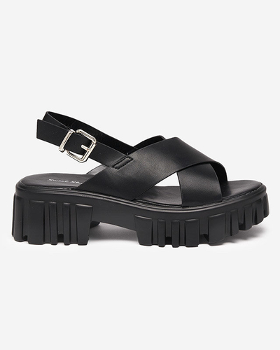 OUTLET Schwarze Damensandalen auf massiver Otida-Sohle - Schuhe