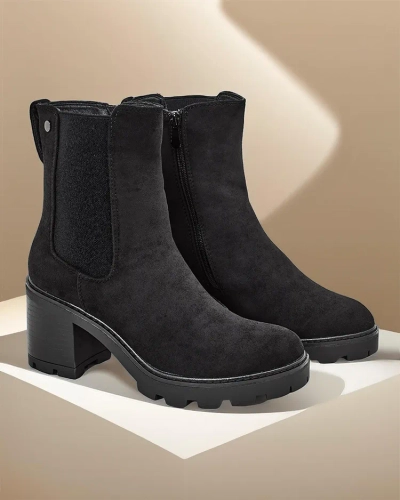 Royalfashion Eko-Wildleder Damen Stiefeletten auf einem Pfosten Weggis