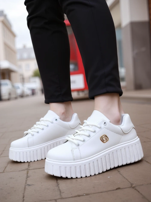 Royalfashion Жіночі платформи кросівки Zolio