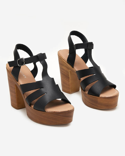 OUTLET Schwarze Damen-Sandalen mit hohem Absatz Mianka - Schuhe