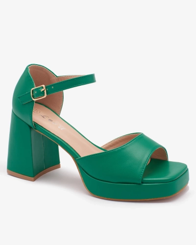 OUTLET Royalfashion Schwarze Damen-Sandalen auf einem Pfosten Spogge