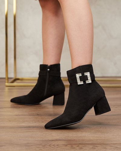 Royalfashion Schwarze Damenstiefel mit niedrigem Stöckelabsatz Masemart