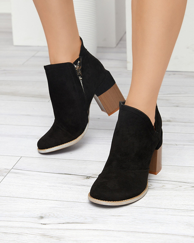 Damenstiefel mit Cut-Outs in Schwarz Plinara - Schuhe