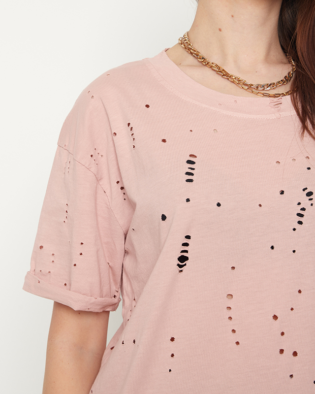 Damen-T-Shirt aus Baumwolle mit dekorativen Löchern in Pastellrosa - Bekleidung