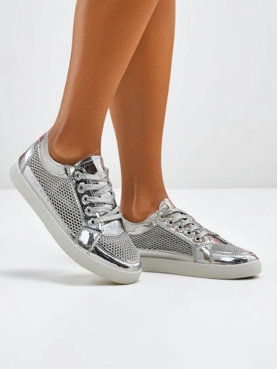 Royalfashion Lackierte Damen-Sneaker aus ökologischem Leder Azzuros